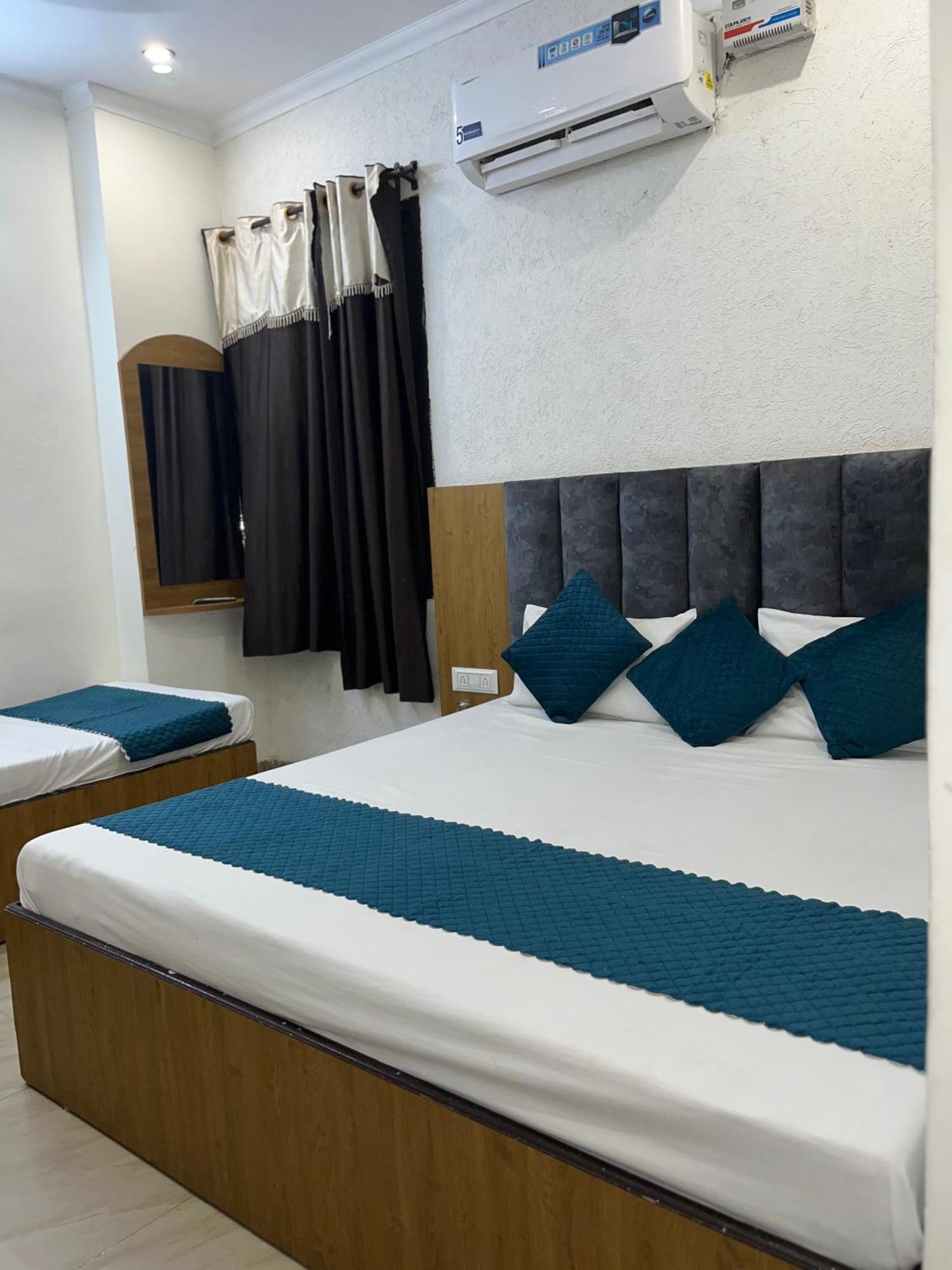 Sharma'S Bnb Amritsar Exterior foto